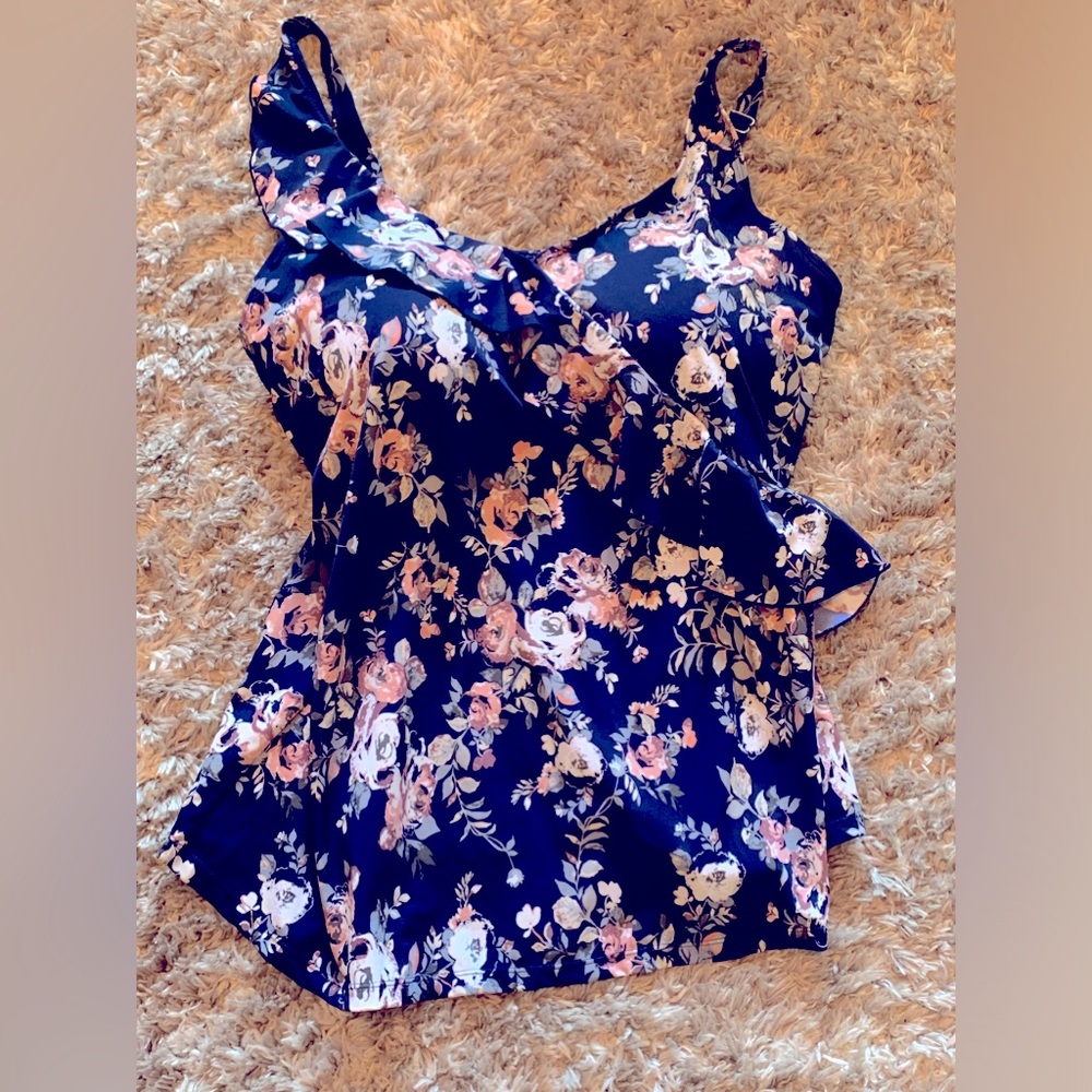 Floral Swimsuit Top 4X